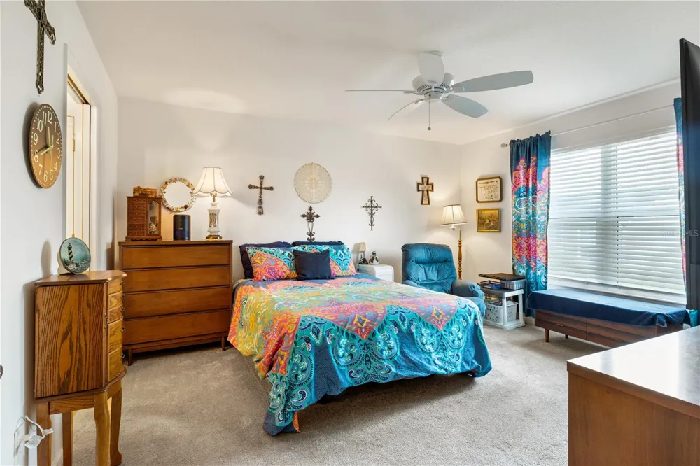 301 KLAMUT COURT The Villages, FL 32163