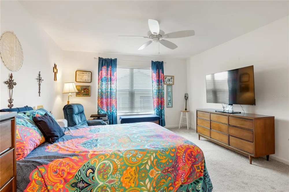 301 KLAMUT COURT The Villages, FL 32163