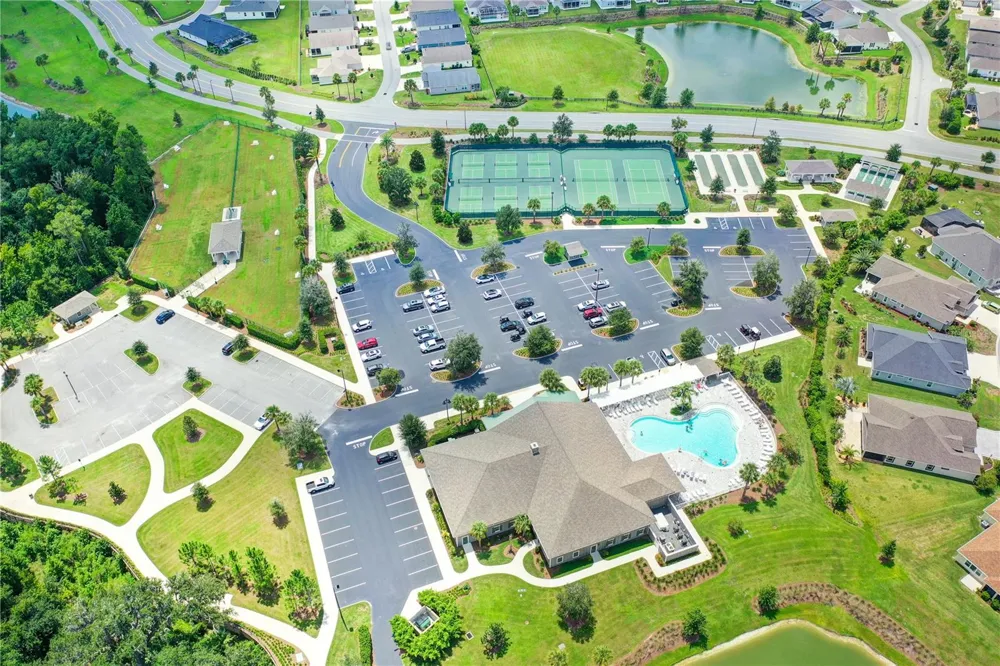 301 KLAMUT COURT The Villages, FL 32163