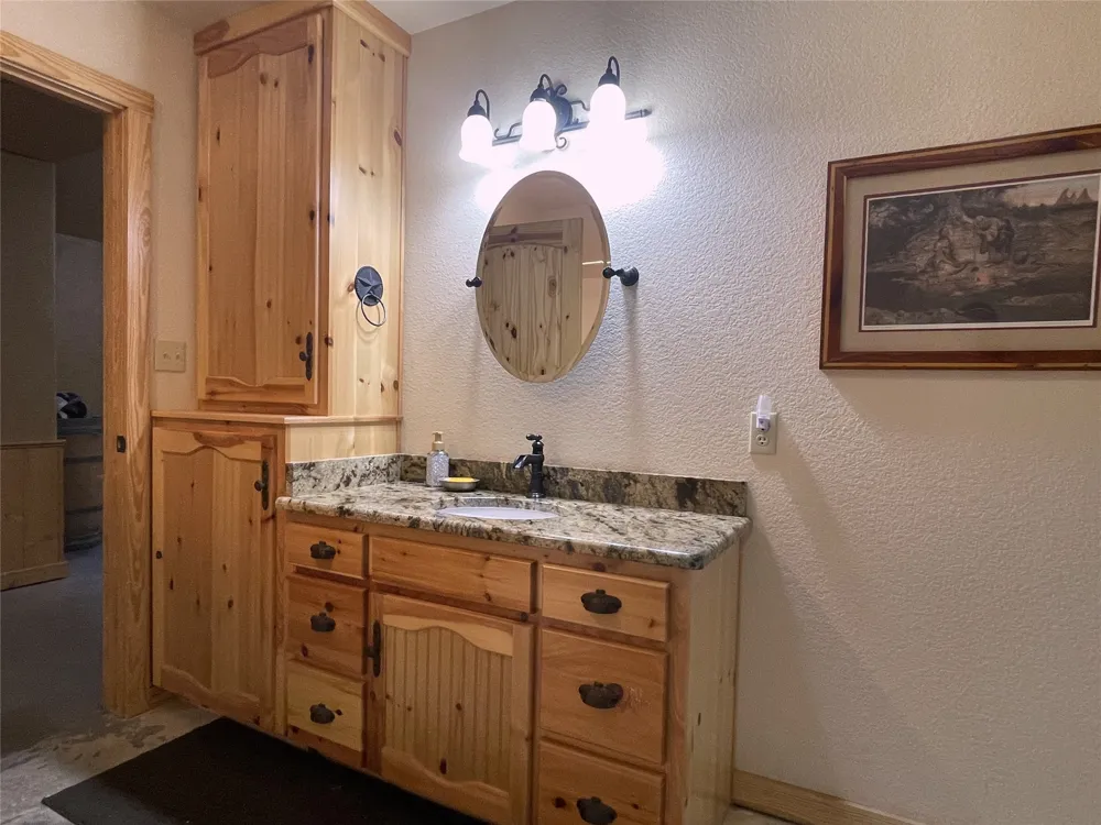 110 Private Road 749 Donie, TX 75838