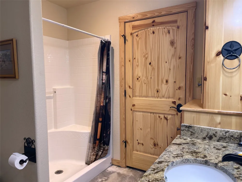 110 Private Road 749 Donie, TX 75838