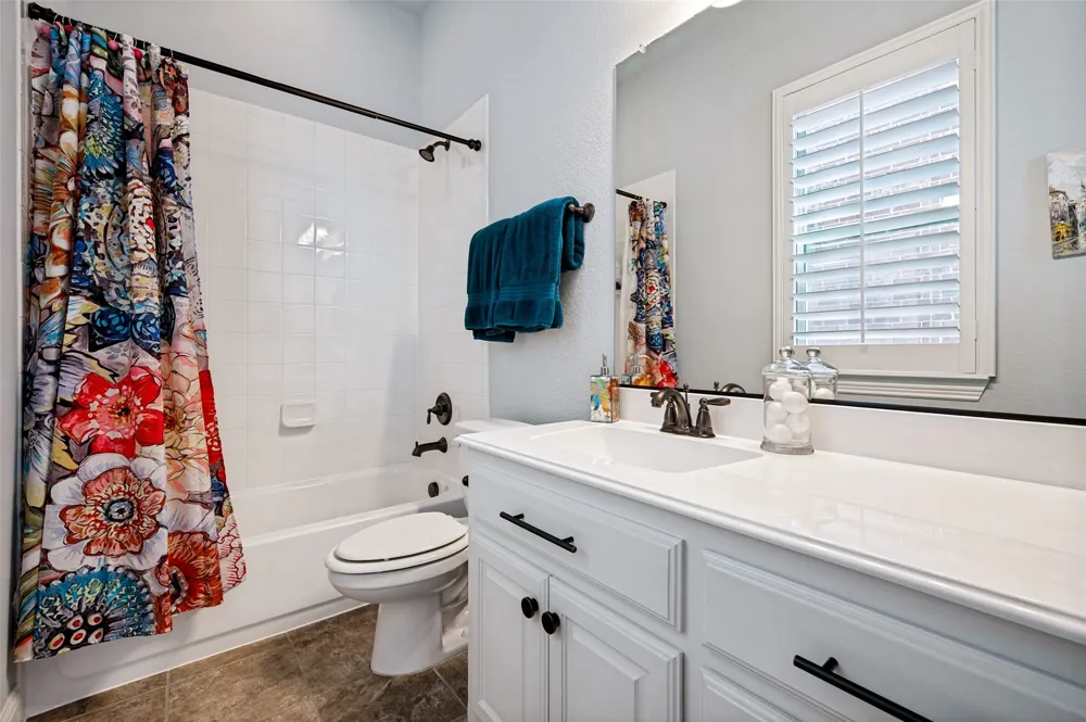 8104 Paisley The Colony, TX 75056