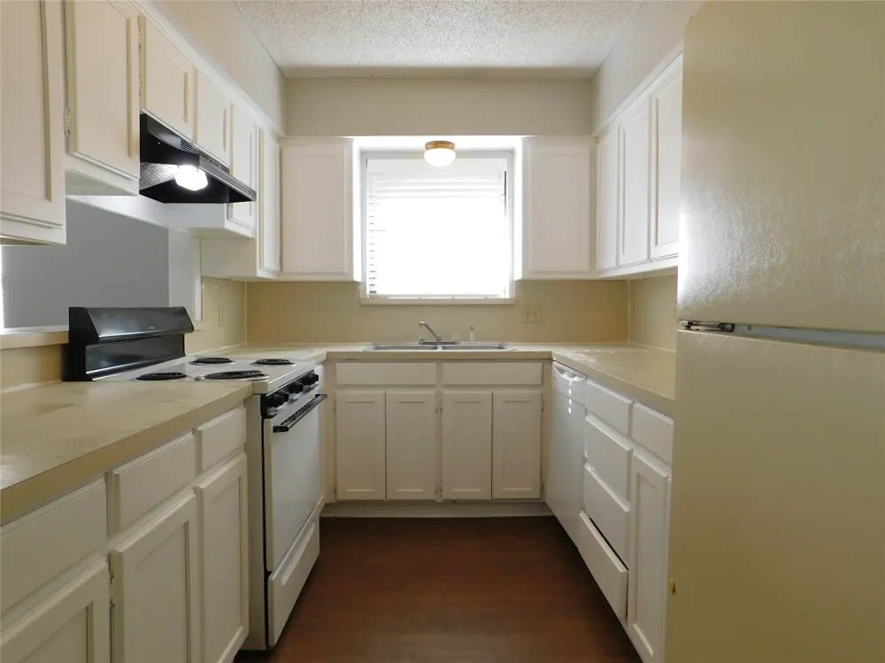 2214 Bernard Street Denton, TX 76205