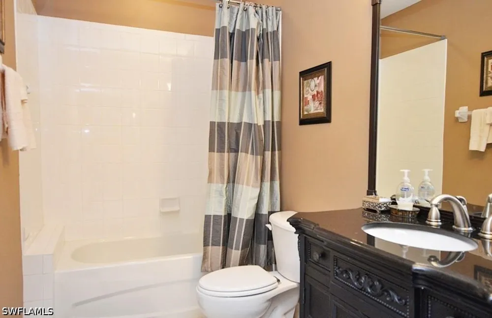 Great Heron Way #303 Naples, FL 34104