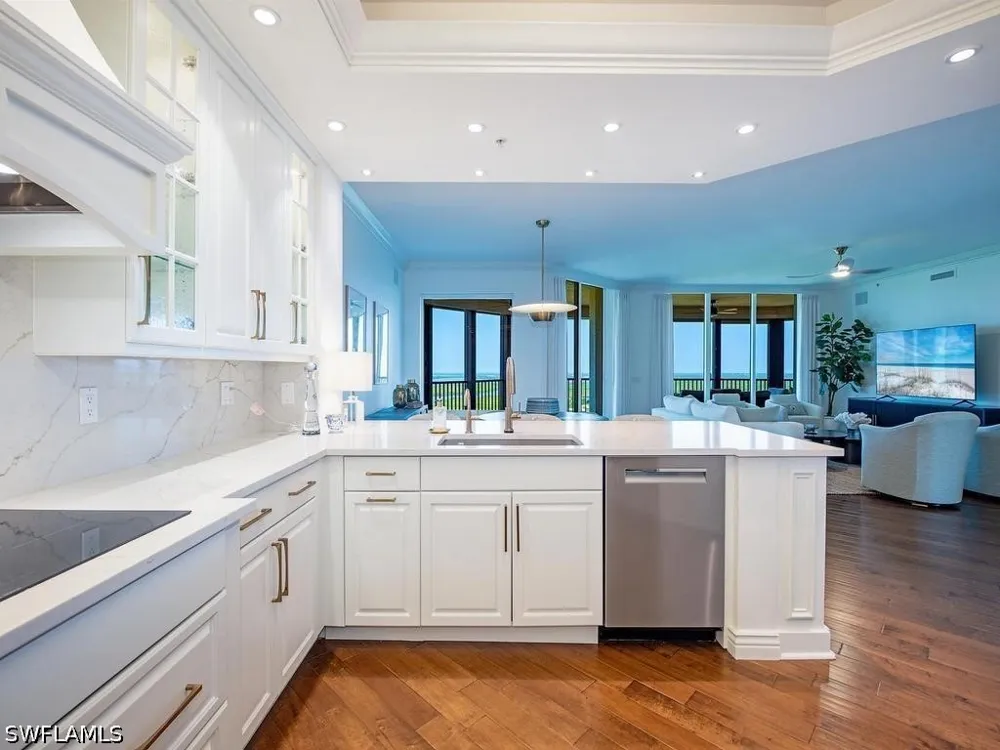 Via Italia Circle #2006 Estero, FL 34134