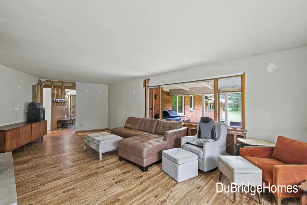 311 Honey Creek Avenue SE Ada, MI 49301