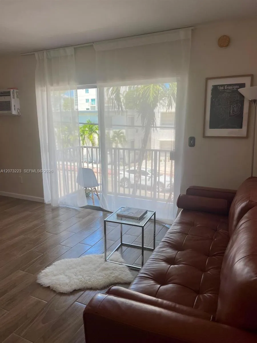 7720 Harding Ave #8 Miami Beach, FL 33141
