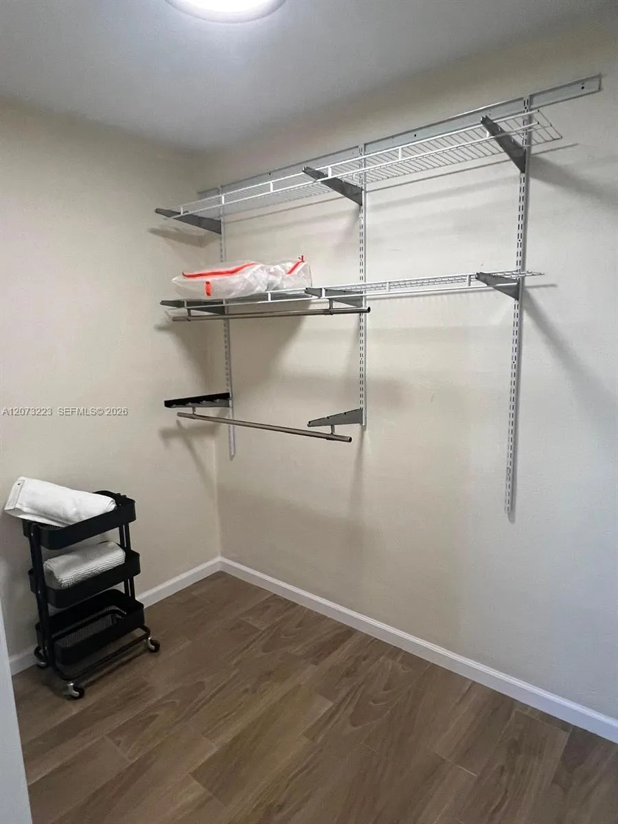 7720 Harding Ave #8 Miami Beach, FL 33141