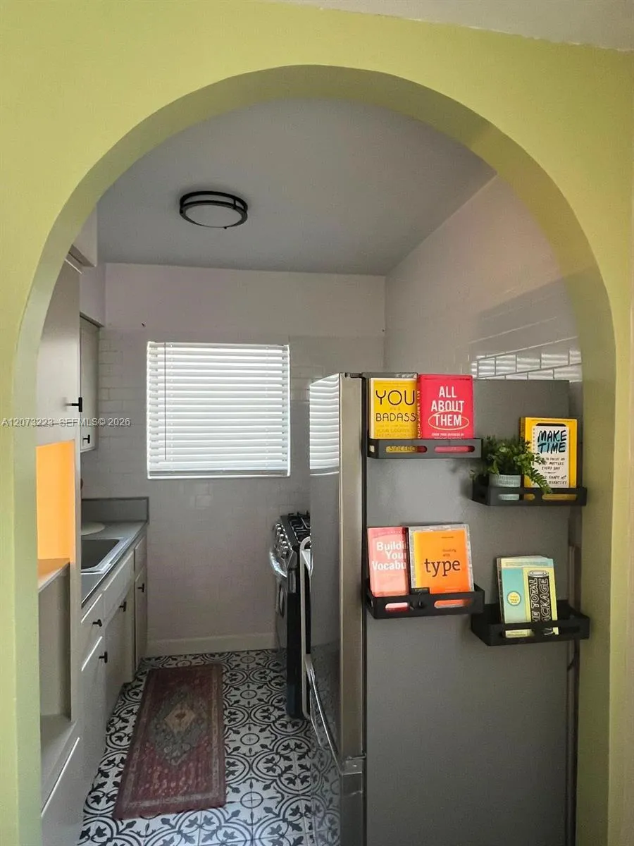 7720 Harding Ave #8 Miami Beach, FL 33141