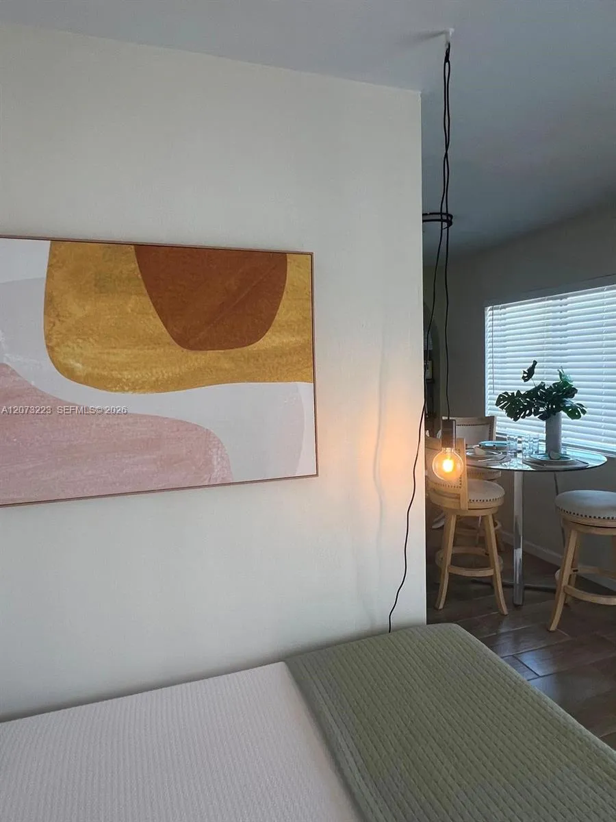 7720 Harding Ave #8 Miami Beach, FL 33141