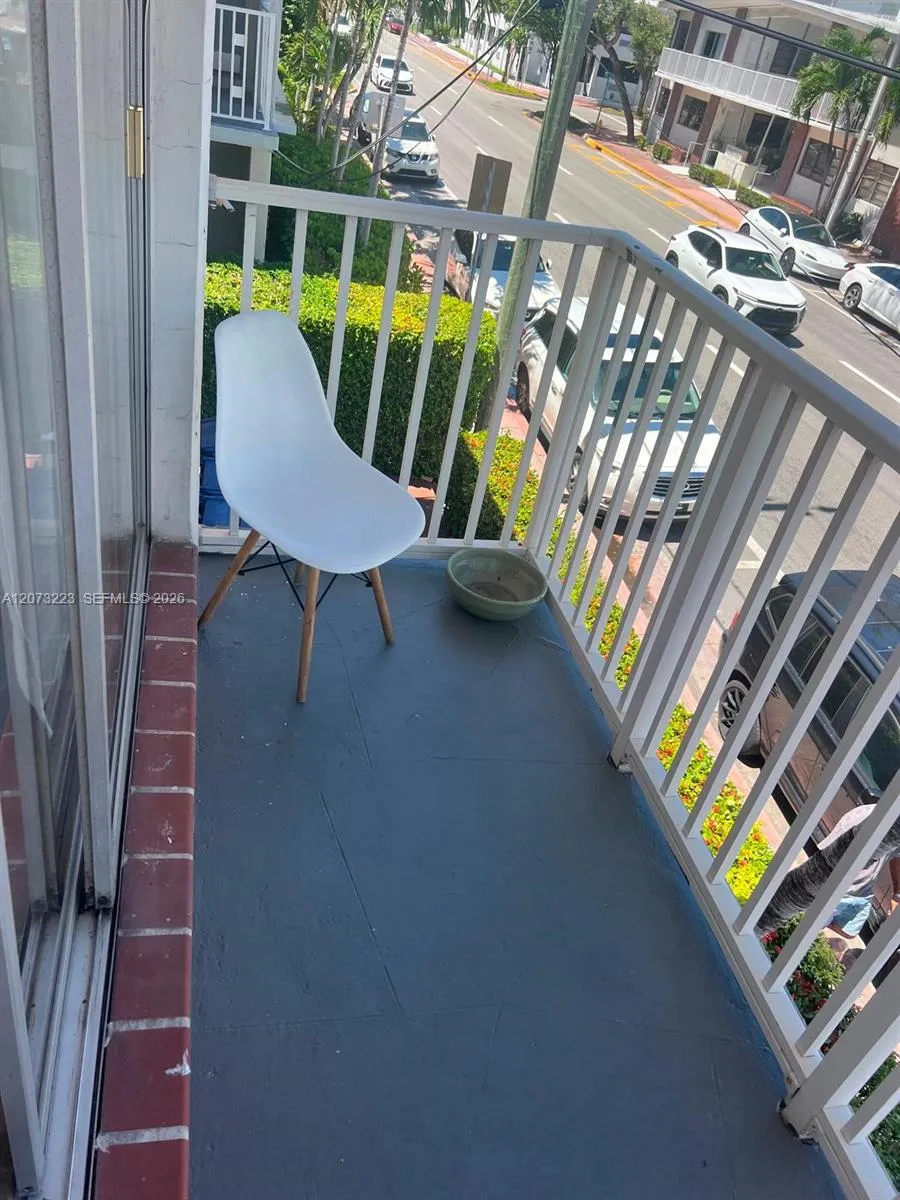 7720 Harding Ave #8 Miami Beach, FL 33141