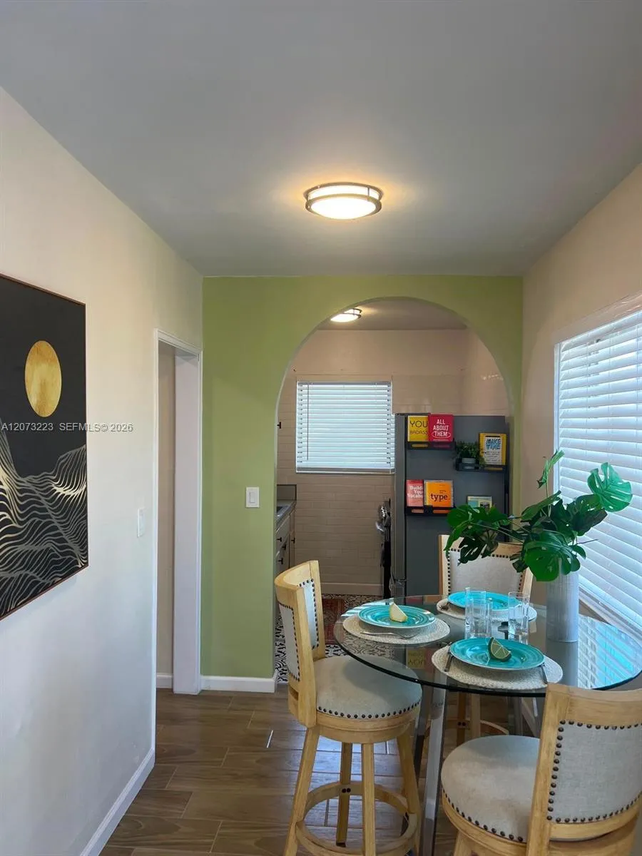 7720 Harding Ave #8 Miami Beach, FL 33141