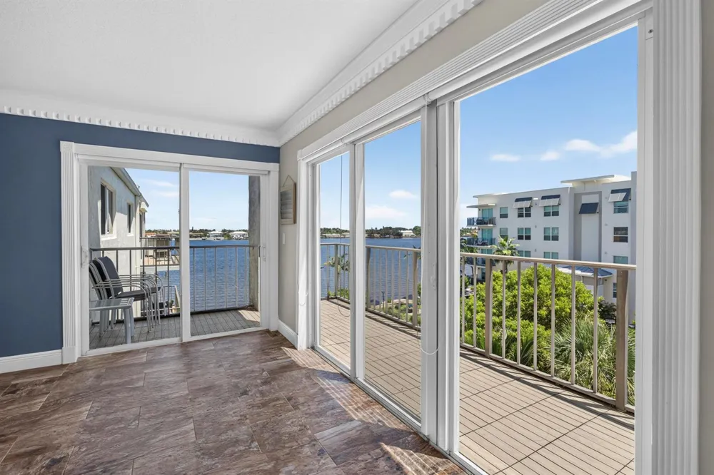 1206 S LAKE DRIVE #504 Lantana, FL 33462