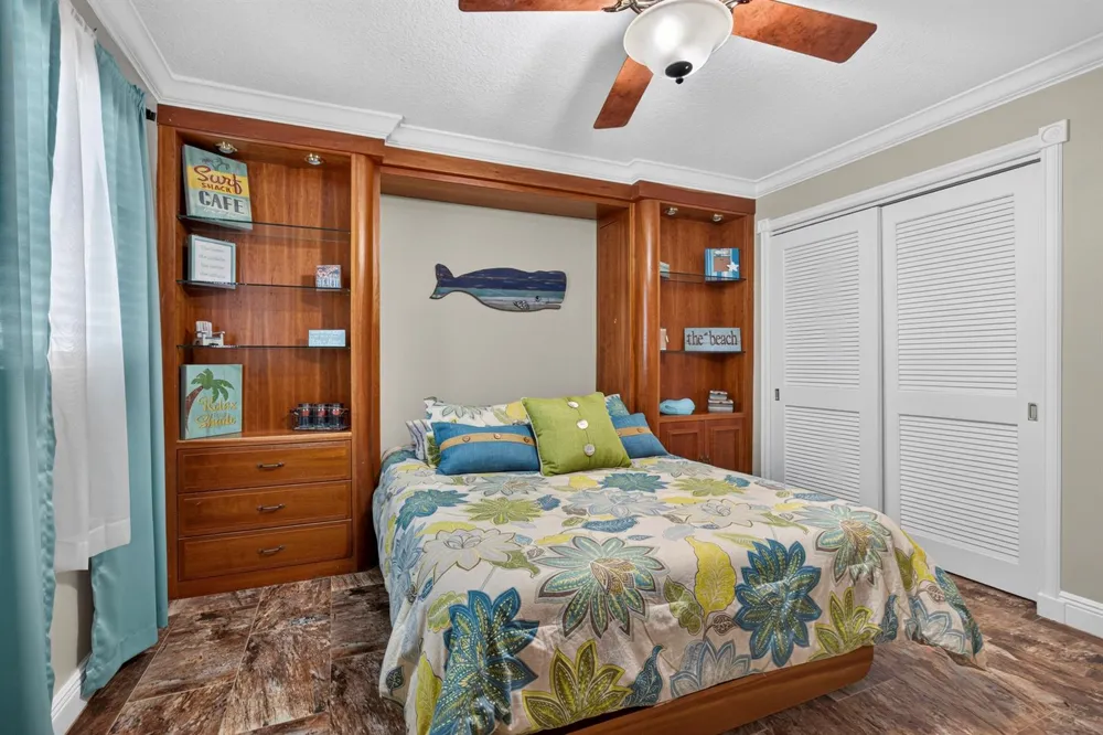 1206 S LAKE DRIVE #504 Lantana, FL 33462