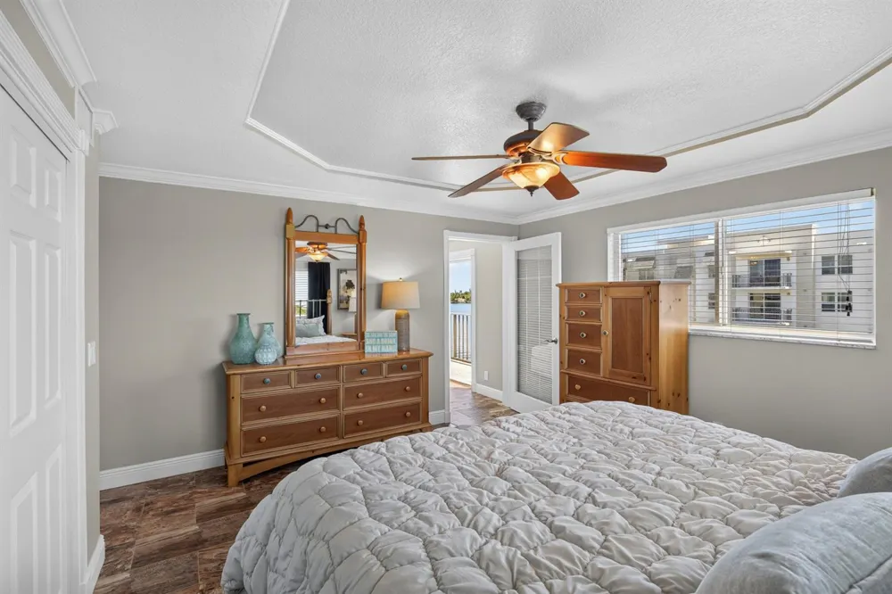 1206 S LAKE DRIVE #504 Lantana, FL 33462