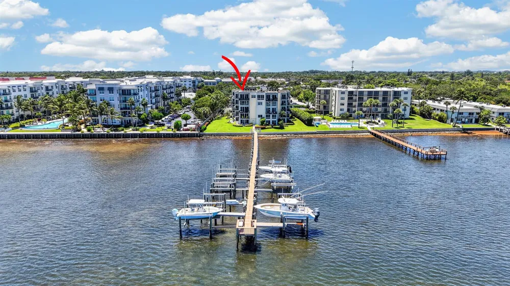 1206 S LAKE DRIVE #504 Lantana, FL 33462