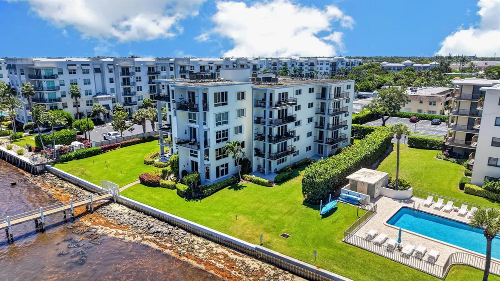 1206 S LAKE DRIVE #504 Lantana, FL 33462
