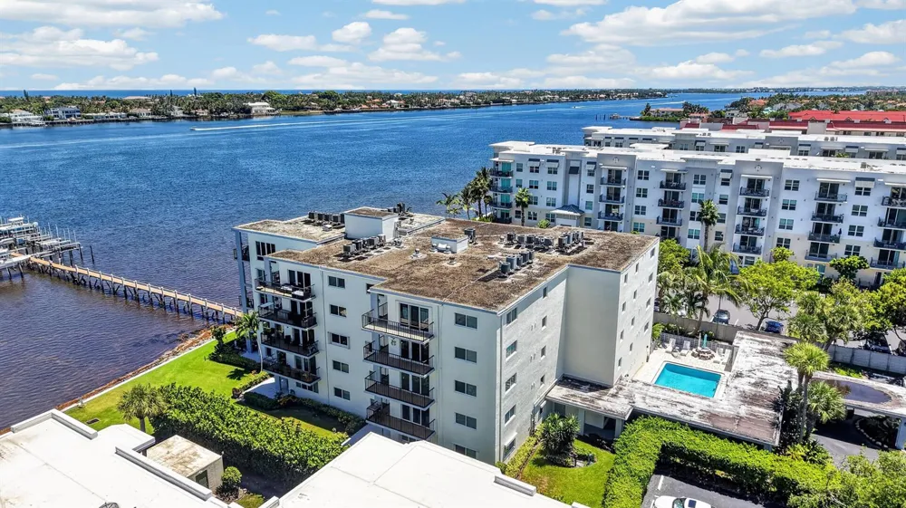 1206 S LAKE DRIVE #504 Lantana, FL 33462