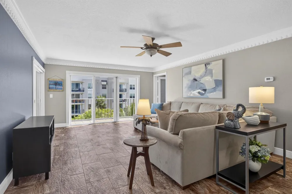 1206 S LAKE DRIVE #504 Lantana, FL 33462