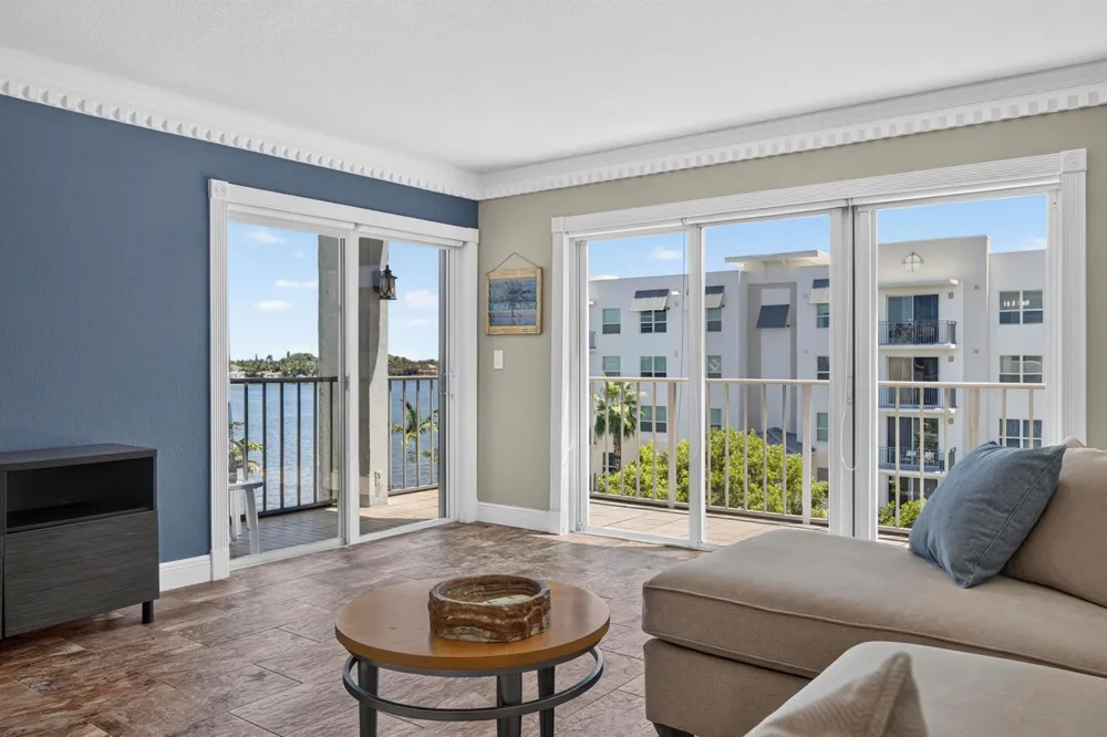 1206 S LAKE DRIVE #504 Lantana, FL 33462