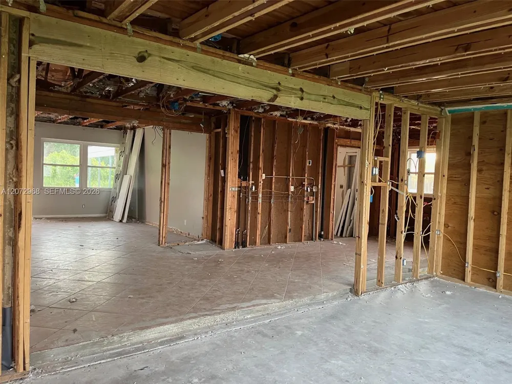 1052 Lake Carrie Dr Lake Placid, FL 33852