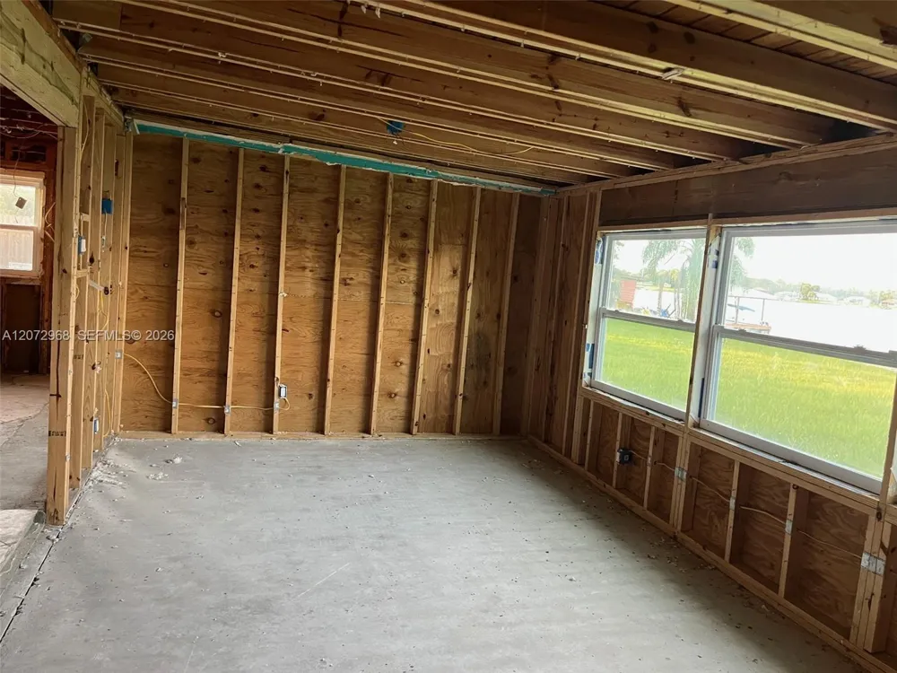 1052 Lake Carrie Dr Lake Placid, FL 33852