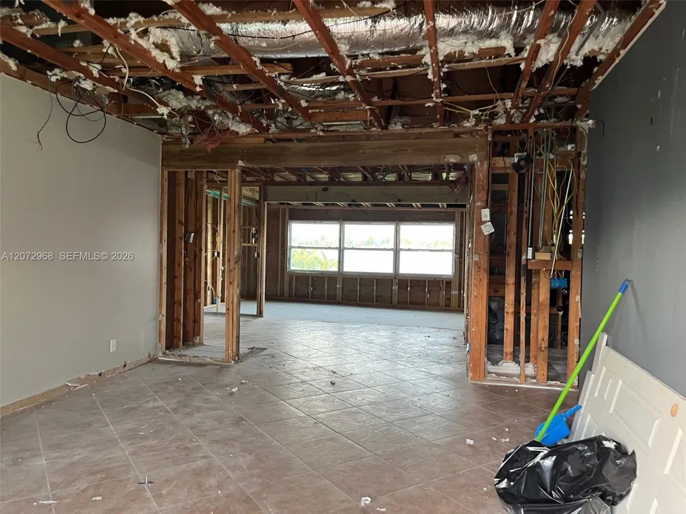 1052 Lake Carrie Dr Lake Placid, FL 33852