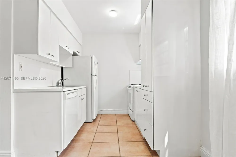 6511 Santona St #C6 Coral Gables, FL 33146