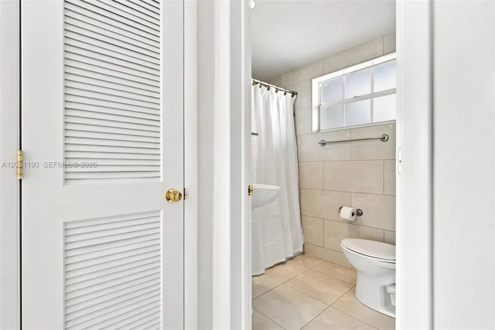 6511 Santona St #C6 Coral Gables, FL 33146