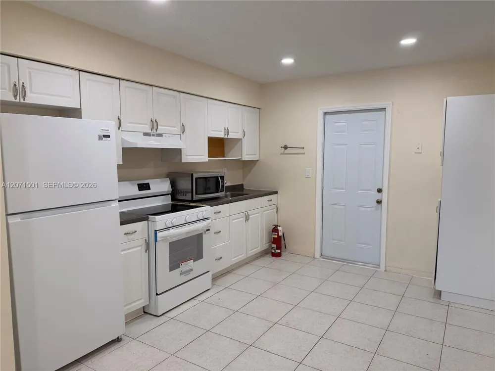 6050 SW 34th St #1 Miramar, FL 33023