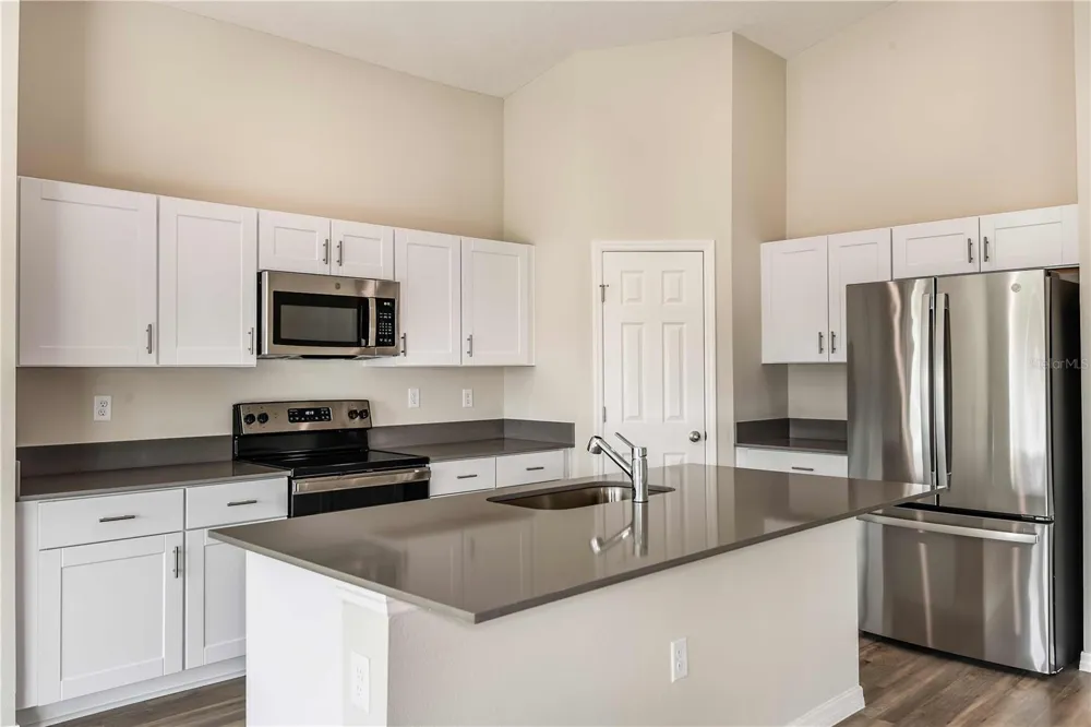 36644 THORNHEDGE DRIVE Zephyrhills, FL 33541