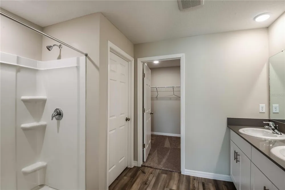 36644 THORNHEDGE DRIVE Zephyrhills, FL 33541