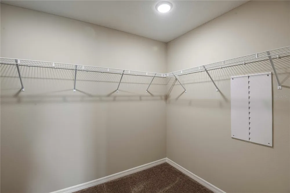 36644 THORNHEDGE DRIVE Zephyrhills, FL 33541