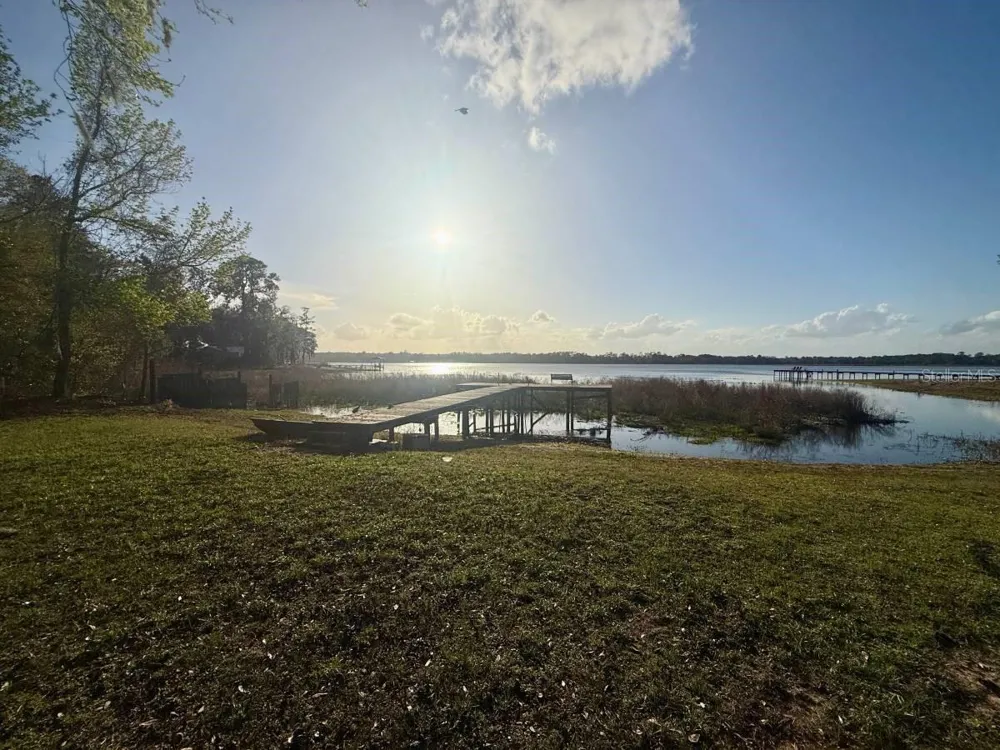 101 WALKER DRIVE Interlachen, FL 32148