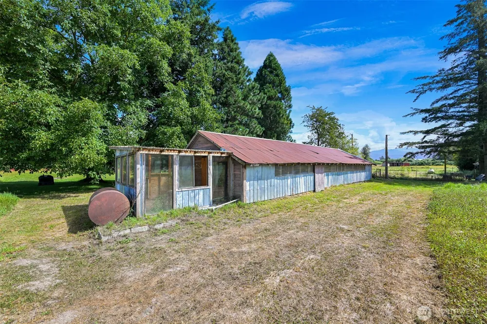 9547 Swartwood Road Sumas, WA 98295
