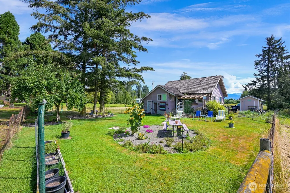 9547 Swartwood Road Sumas, WA 98295