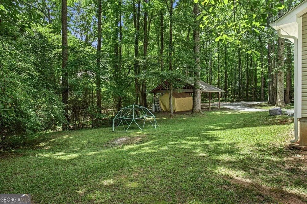 1351 Minix RD Sharpsburg, GA 30277