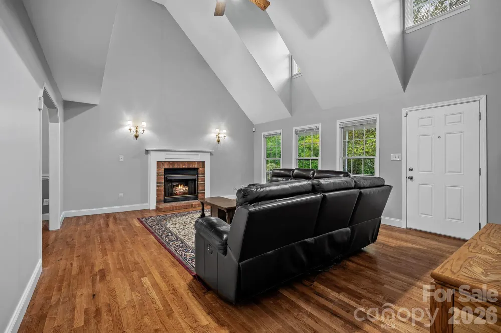 30 Collenwood Road Arden, NC 28704