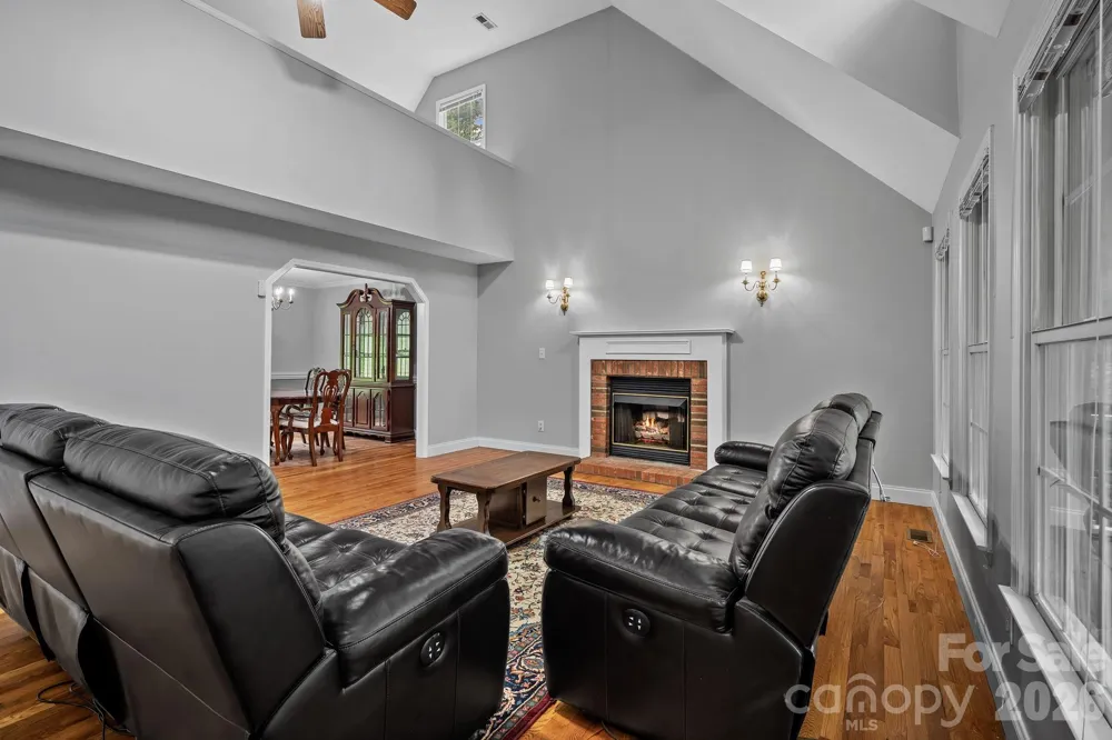 30 Collenwood Road Arden, NC 28704