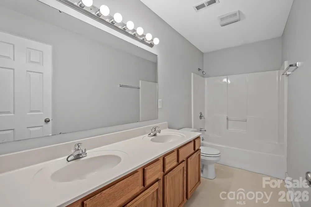 30 Collenwood Road Arden, NC 28704