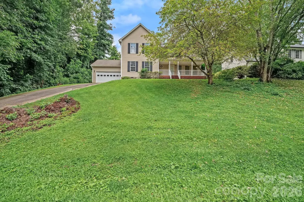 30 Collenwood Road Arden, NC 28704