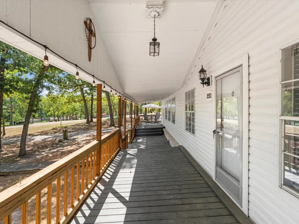 251 Knights Circle Streetman, TX 75859