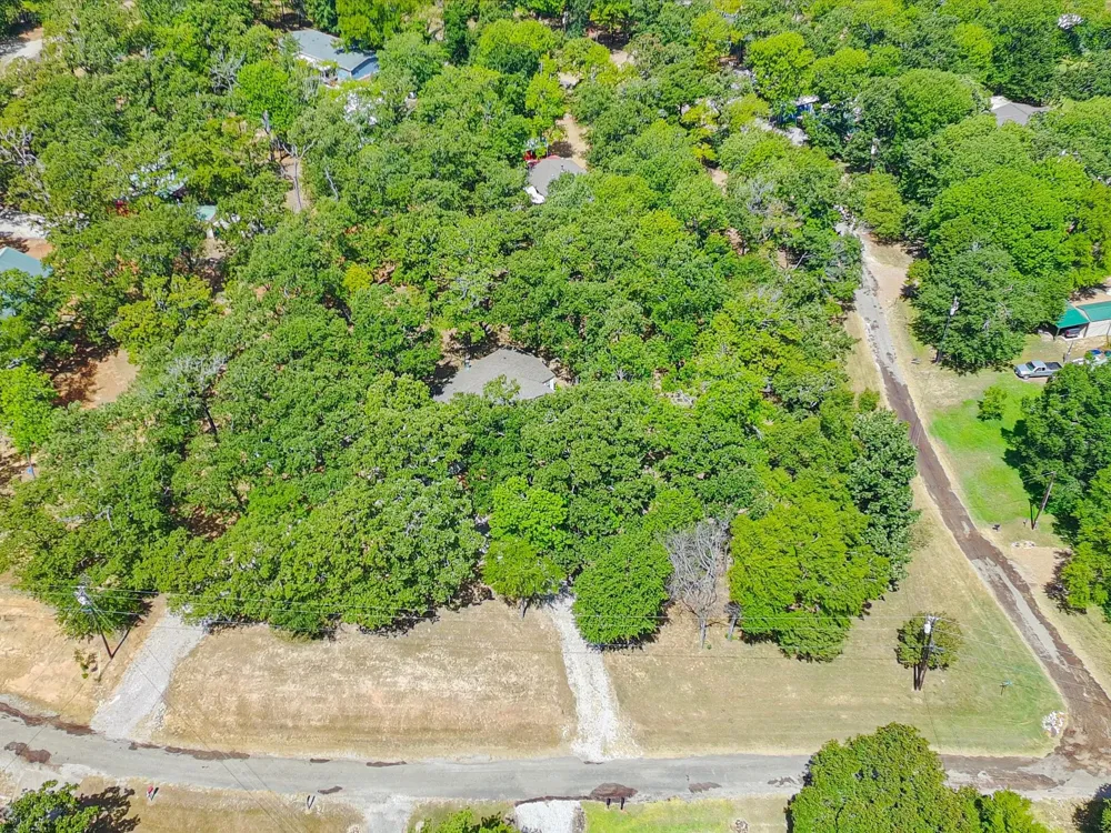 251 Knights Circle Streetman, TX 75859