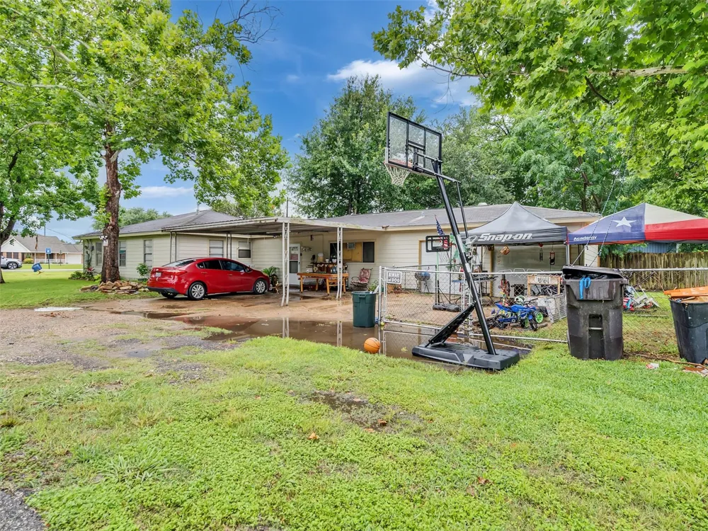 815 Avenue G South Houston, TX 77587