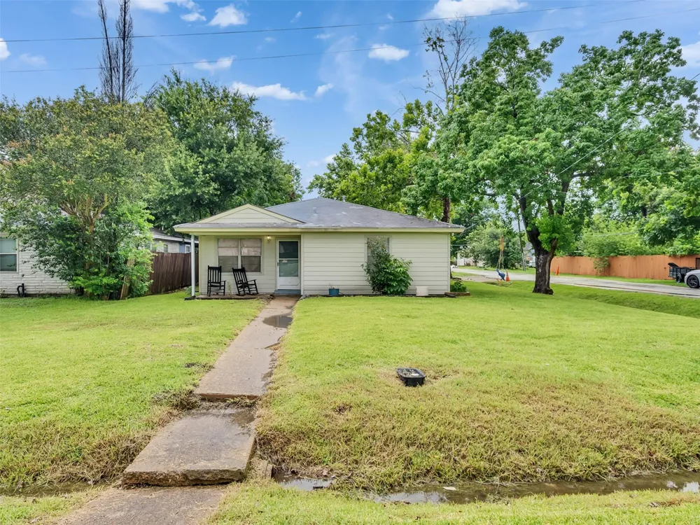 815 Avenue G South Houston, TX 77587