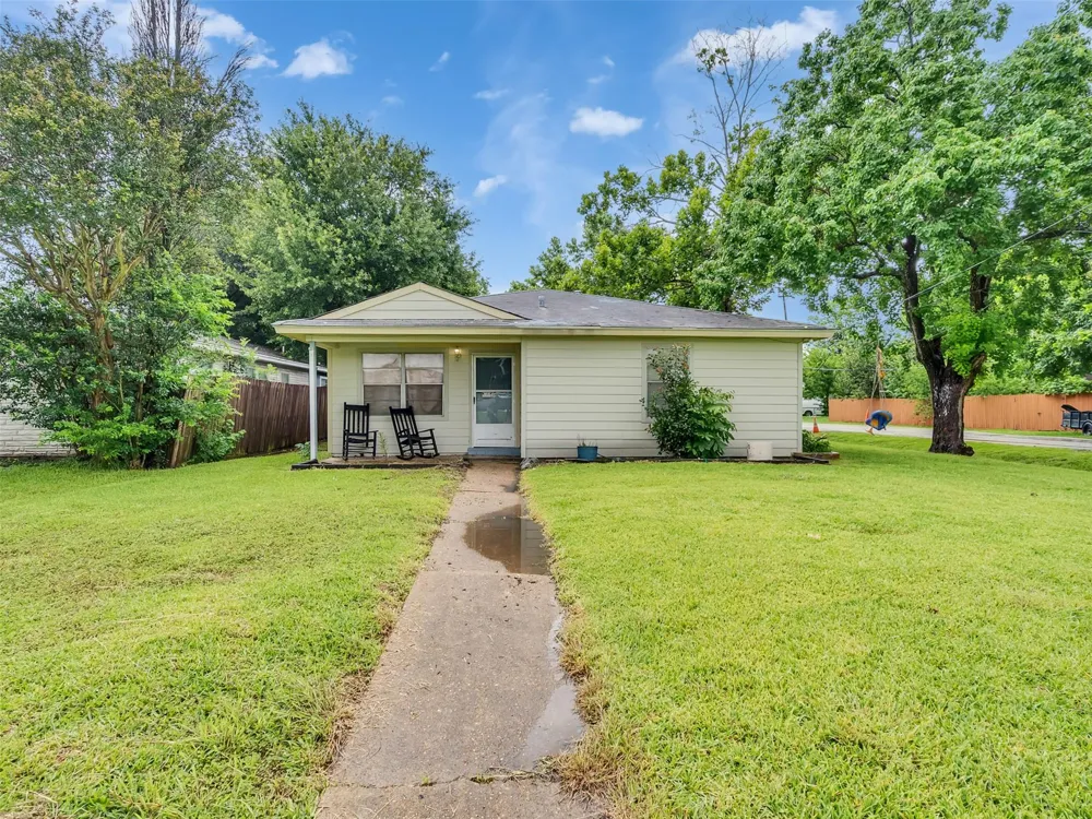 815 Avenue G South Houston, TX 77587