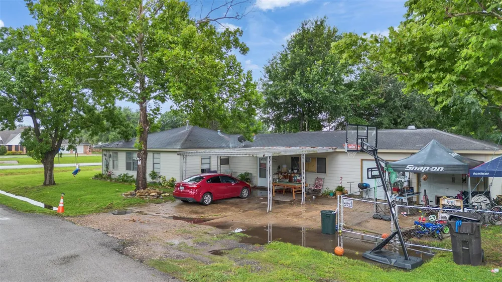 815 Avenue G South Houston, TX 77587