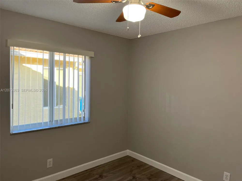 1542 Presidio Dr #1542 Weston, FL 33327