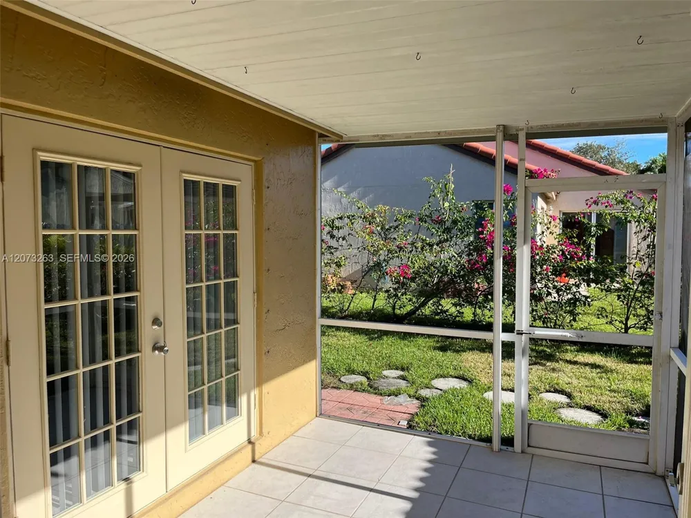 1542 Presidio Dr #1542 Weston, FL 33327