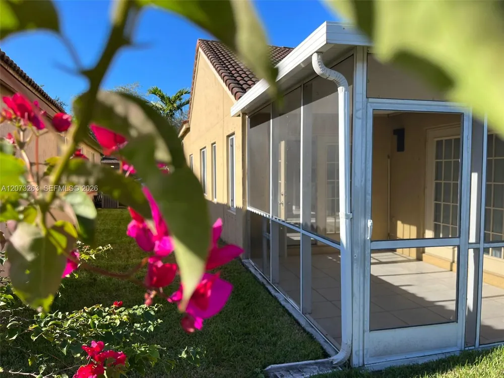 1542 Presidio Dr #1542 Weston, FL 33327